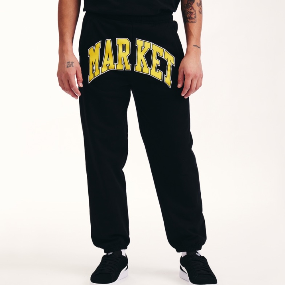 Market (Previously Chinatown Market) Arc Fleece Pants - NWT